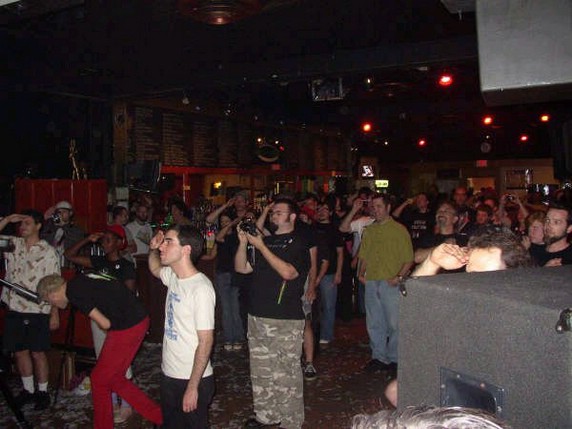 Tom Elliot - Corporate Anthem Crowd.jpg